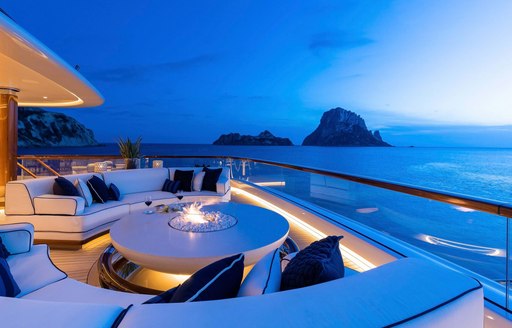 aft deck seating on superyacht faith 