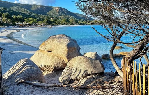 Rondinara Beach
