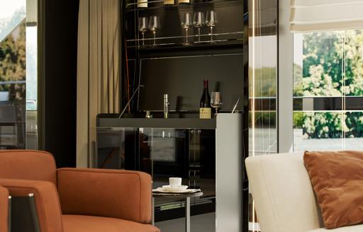 Small wet bar onboard charter yacht SAIRU