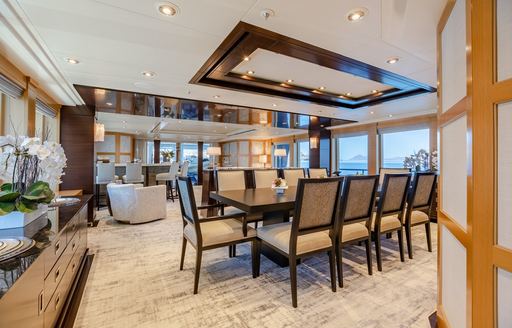 Charter yacht HH NOVERRA interior dining area