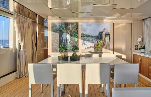 Charter yacht WOMBAT interior dining area