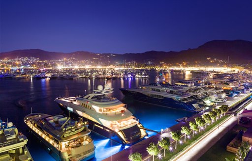 The luxurious Palmarina Bodrum offers a number of fine dining restaurants for evening meals