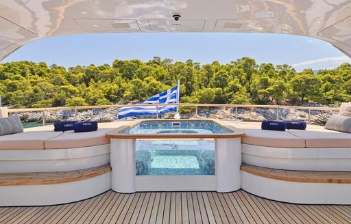 Charter yacht NINO deck Jacuzzi