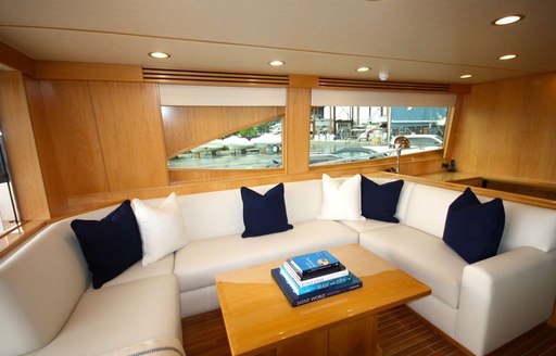 charter yacht marybelle main salon