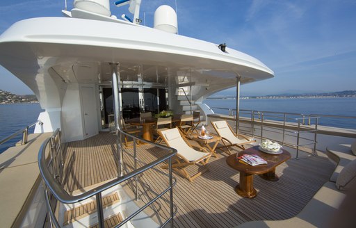 alfresco area on lady g ii