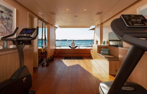 Charter yacht SIREN beach club and gym equipment