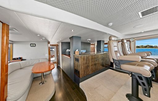 Charter yacht EL REY helm station seating