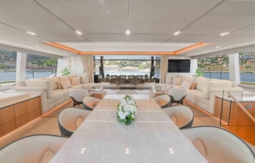 Charter yacht AMITATU main salon overview
