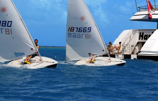 guests para sailing in the mediterranean 