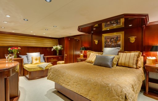 luxury charter yacht blackwood principal stateroom 