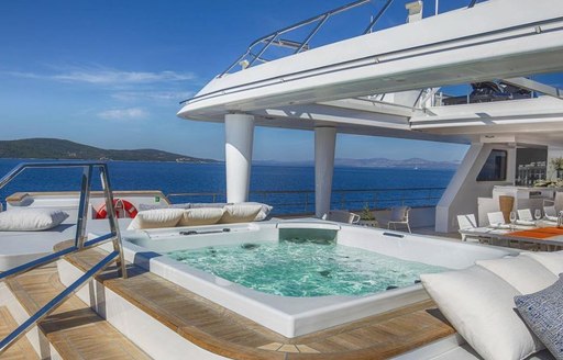 KATINA sun deck Jacuzzi