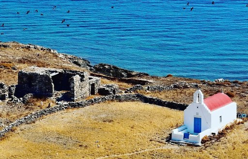 Mykonos - Rineia church