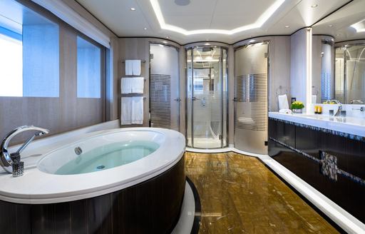 Ensuite on superyacht O'PARI with spa bath tub and large shower