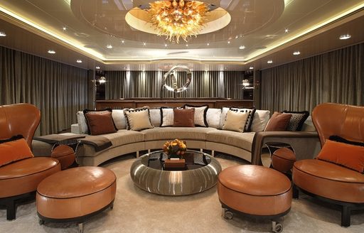 sky lounge on board motor yacht VICKI