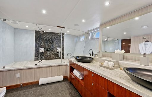 Charter yacht EL REY ensuite with dual sink unit