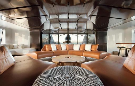 The interior of superyacht CLOUDBREAK