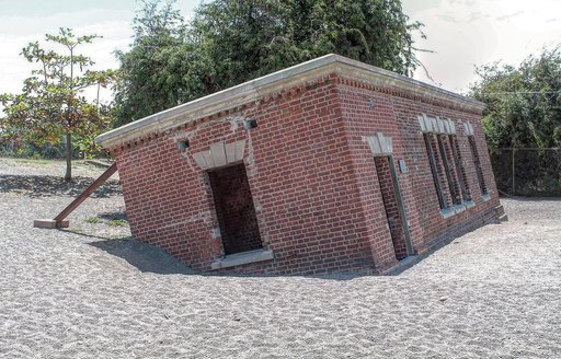 Jamaica - Fort Charles Giddy House