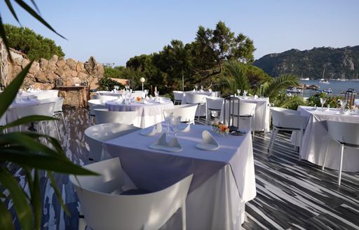 U Santa Marina Porto-Vecchio dining area