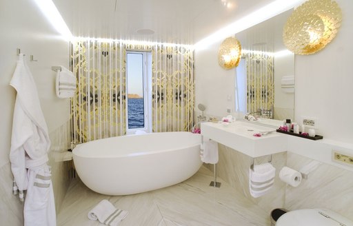 luxury en suite in the master suite of superyacht BLADE 