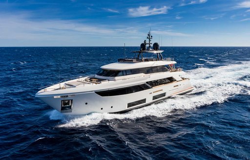 Charter yacht UPSTREAM at sea