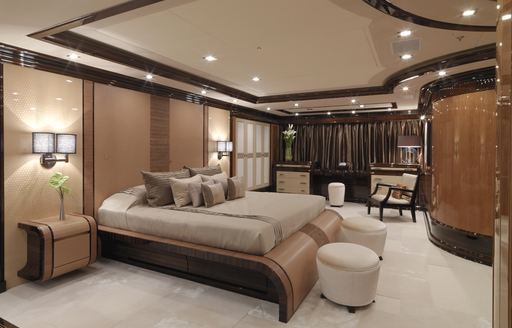 Accommodation on board motor yacht MEAMINA