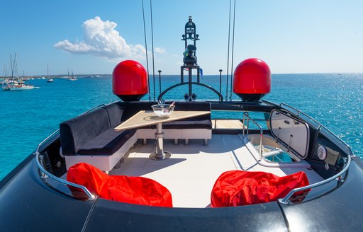 charter yacht palumba outdoor seating