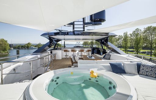 The sundeck Jacuzzi on board superyacht IRISHA