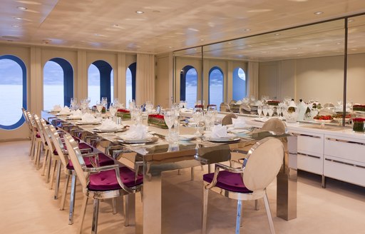 motor yacht IDOL's dining room