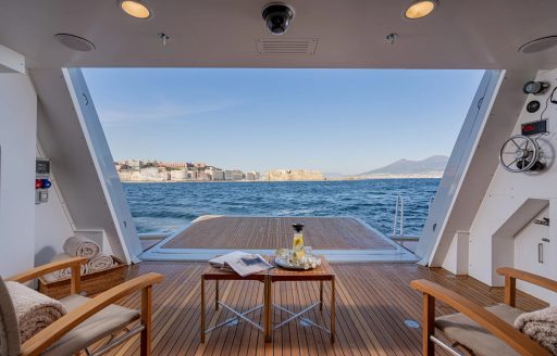 Charter yacht 2 LADIES beach club