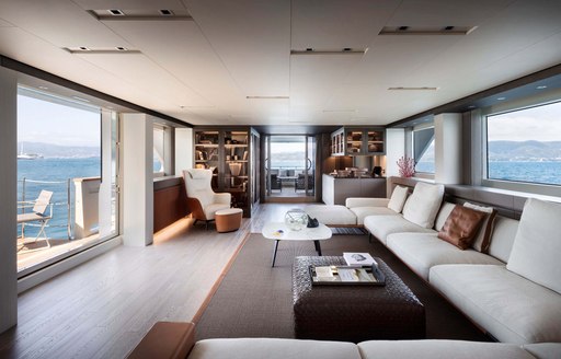 superyacht main salon