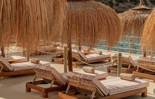 Gran Folies Beach Club Mallorca loungers