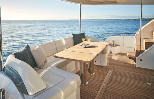 Charter yacht ELIZABETH exterior dining table