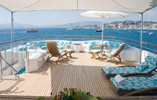 superyacht berilda alfresco social areas