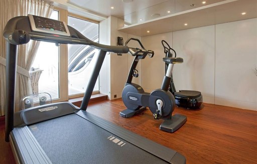 Gym on board charter yacht VENTUM MARIS