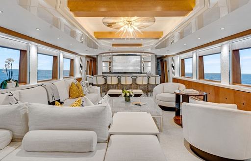 Charter yacht XOXO interior lounge
