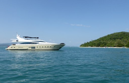 Mia Kai at anchor in Thailand