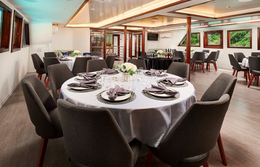 Charter yacht LUPUS MARE interior dining room