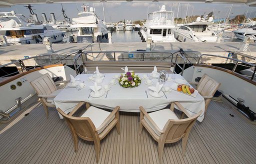 alfresco dining area yacht falcon island