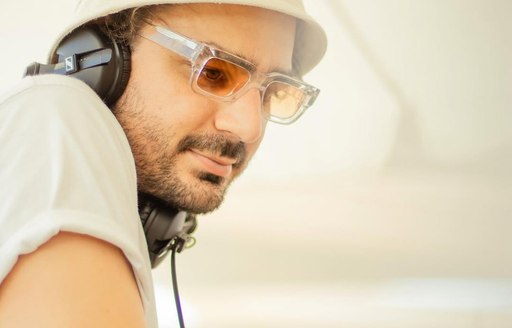 Les Palmiers DJ in action