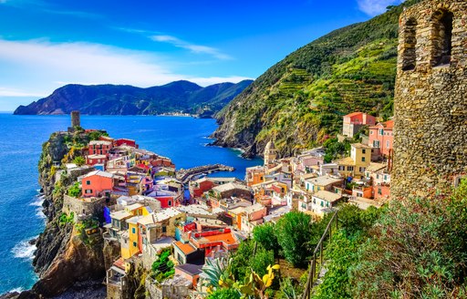 Scenic view of colorful village Vernazza and ocean coast in Cinque Terre, Italy