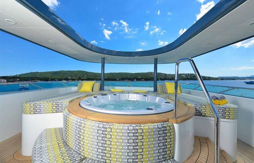 Spa pool on motor yacht ZULU