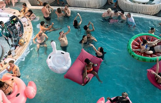 Utopia Cave Club Bali bar and pool area