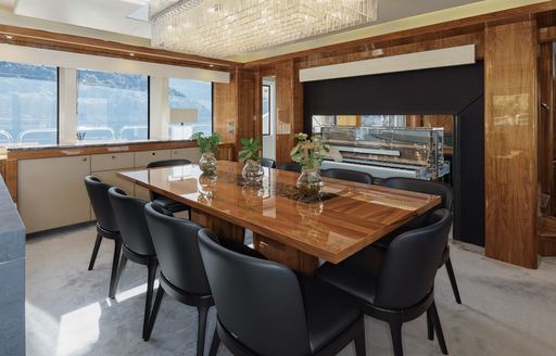 Charter yacht WICKED PLAY interior dining table