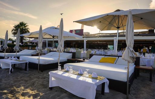 Ibiza - Tanit Beach Club loungers