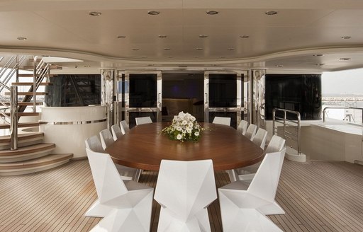 upper aft deck dining