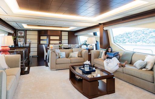 Charter yacht KOUKLES main salon lounge