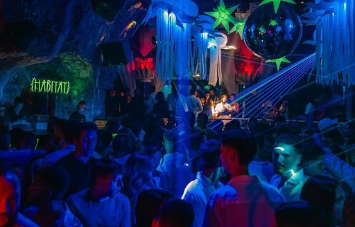 Music On The Rocks Positano dancefloor interior