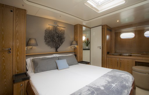 owners cabin on luxury charter yacht songbird