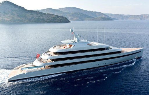 Running shot of superyacht SAVANNAH