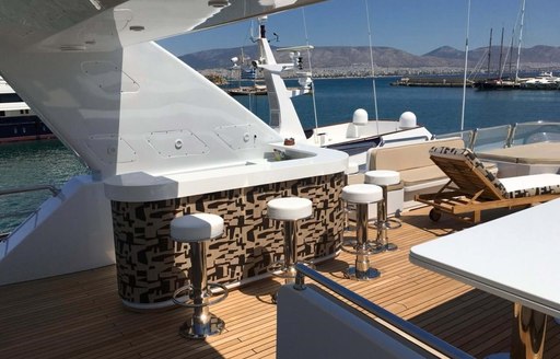 bar yacht charter lady g ii